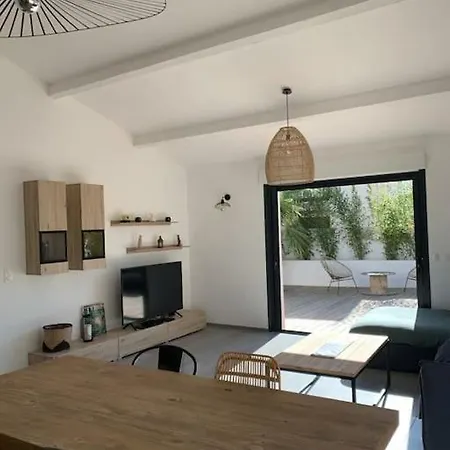 فندق Le Patio Des Lecques سا سيرْ سور مير