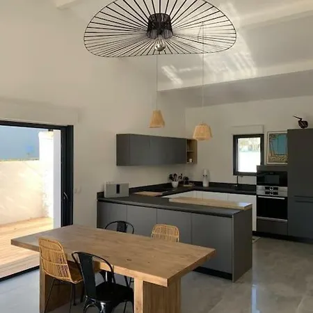 Le Patio Des Lecques فندق سا سيرْ سور مير